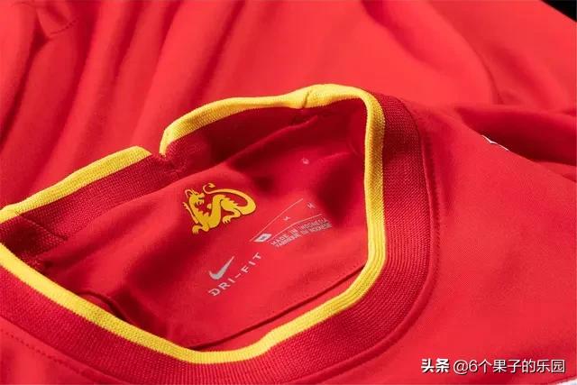 中国男足新款球衣美国首卖，定价640元，你会买吗？