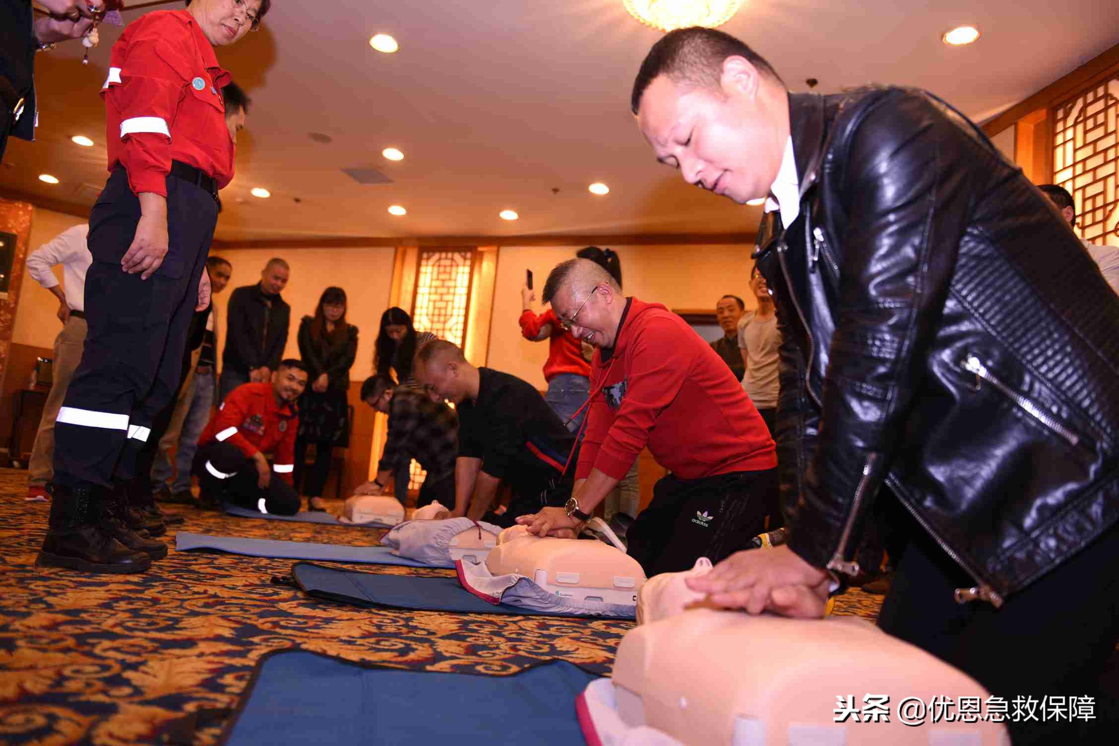 优恩为滨湖区疾控中心志愿者群提供急救知识培训