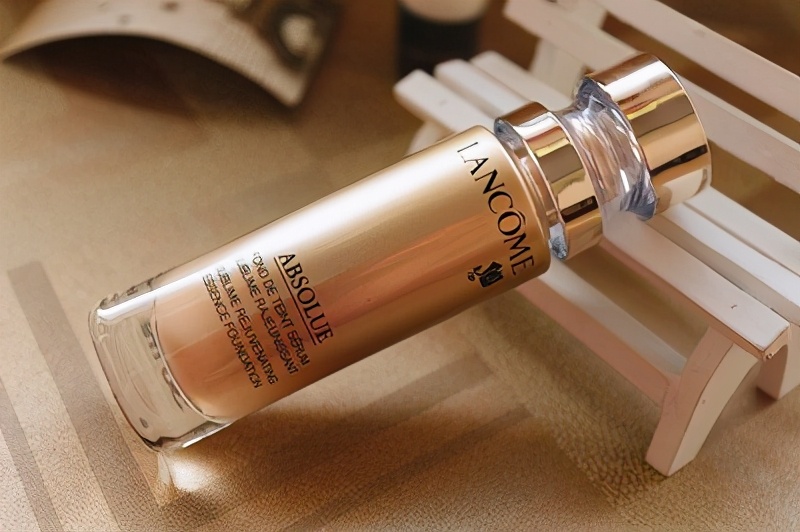 兰蔻菁纯粉霜值不值得购买,兰蔻菁纯粉底液值得购买吗