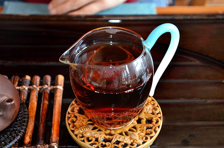 品牌普洱茶哪一款口粮茶性价比高,普洱茶大厂茶是哪些