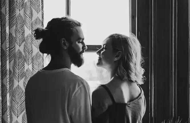 正确对待婚姻中的出轨,和婚内出轨女人继续相处