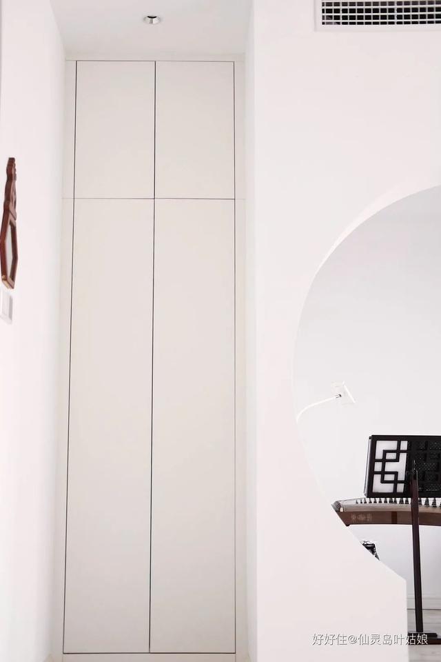 客厅不放家具怎么布置,客厅不大怎样摆家具