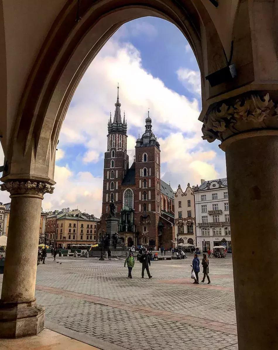 横冲直撞20岁波兰,横冲直撞20岁评价