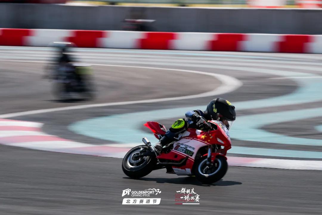 打造一台gt4赛车,打造gt3赛车