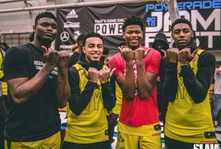 赛季场均砍下24.9分7.1个篮板,场均30分8篮板9助攻什么水平