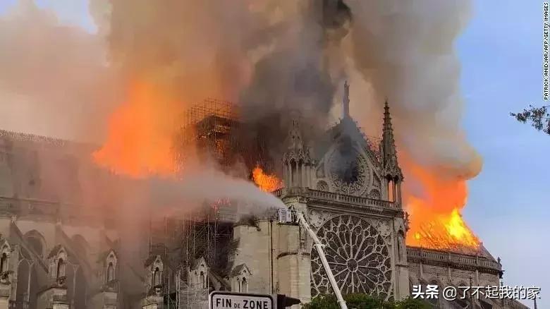 巴黎圣母院烧坏了哪些,巴黎圣母院被烧告诉我们什么