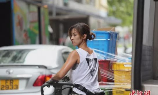 最美搬运工一夜爆红,一夜爆红的最美搬运工