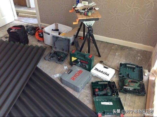 上班族网友理工男在英吉利购二手波尔舍拖拉机之梦