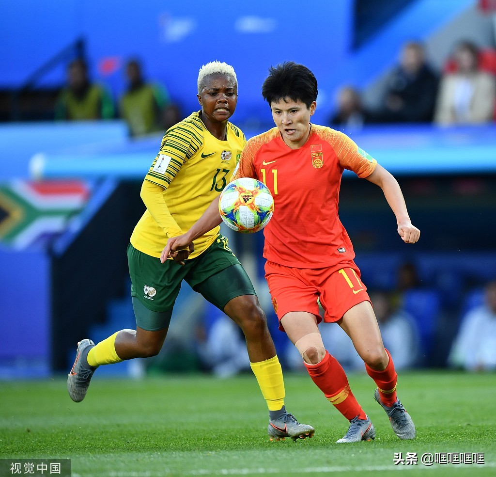 阿迪达斯足球淘汰赛专用高端版,阿迪达斯足球2020欧洲杯纪念版