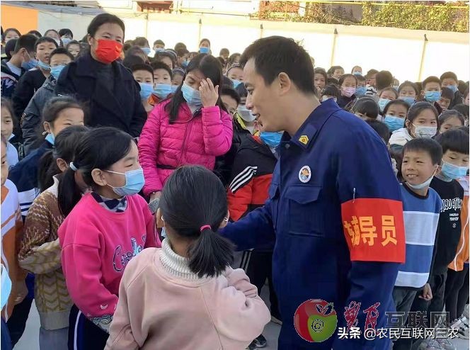 邯郸磁县：磁州镇滏阳学校开展消防安全应急疏散演练活动