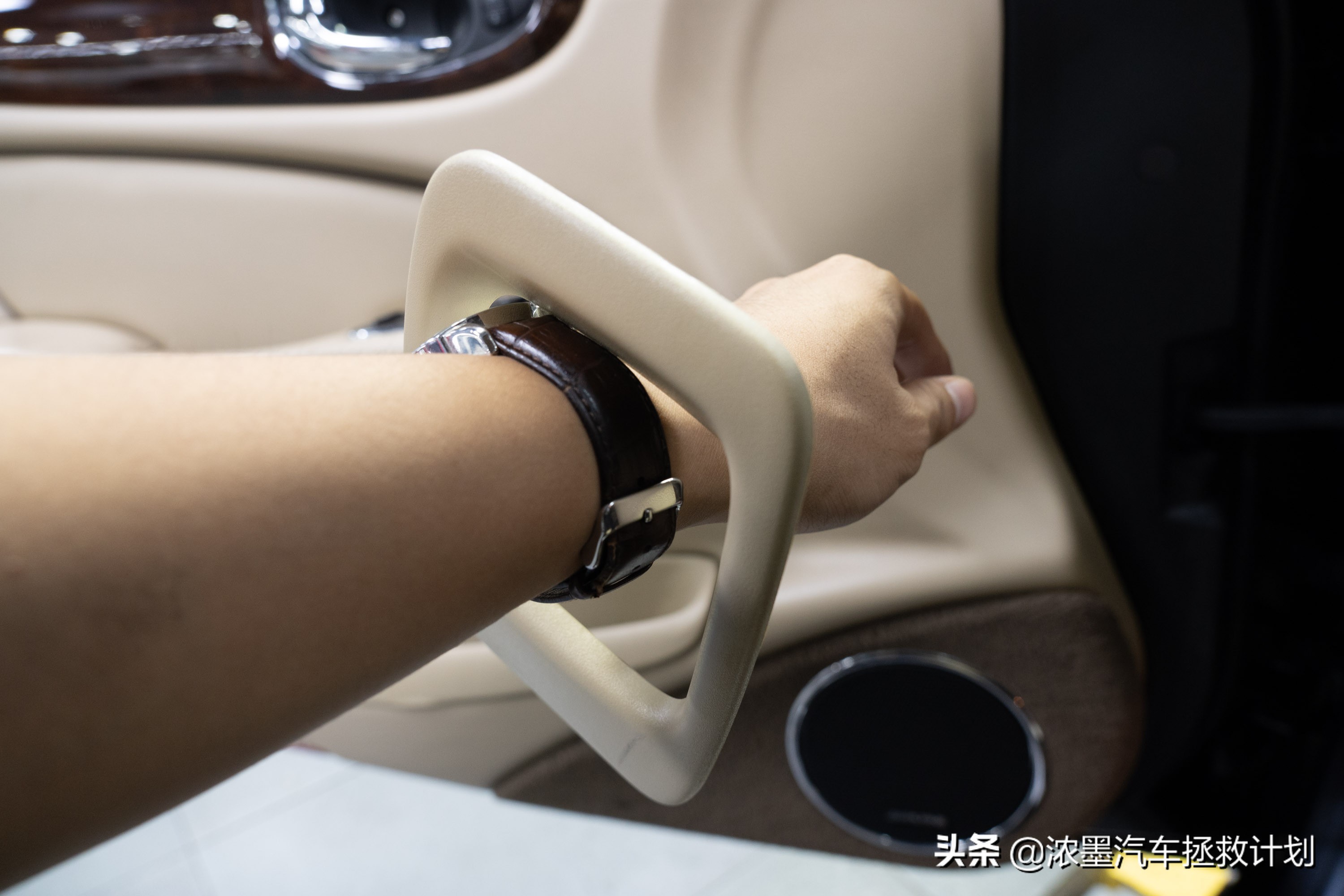 专业维修整备老款捷豹xj系列,老款捷豹xj整备视频