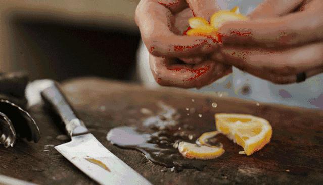 切菜板刚买回来要怎样做,刚买的切菜板需要做哪些