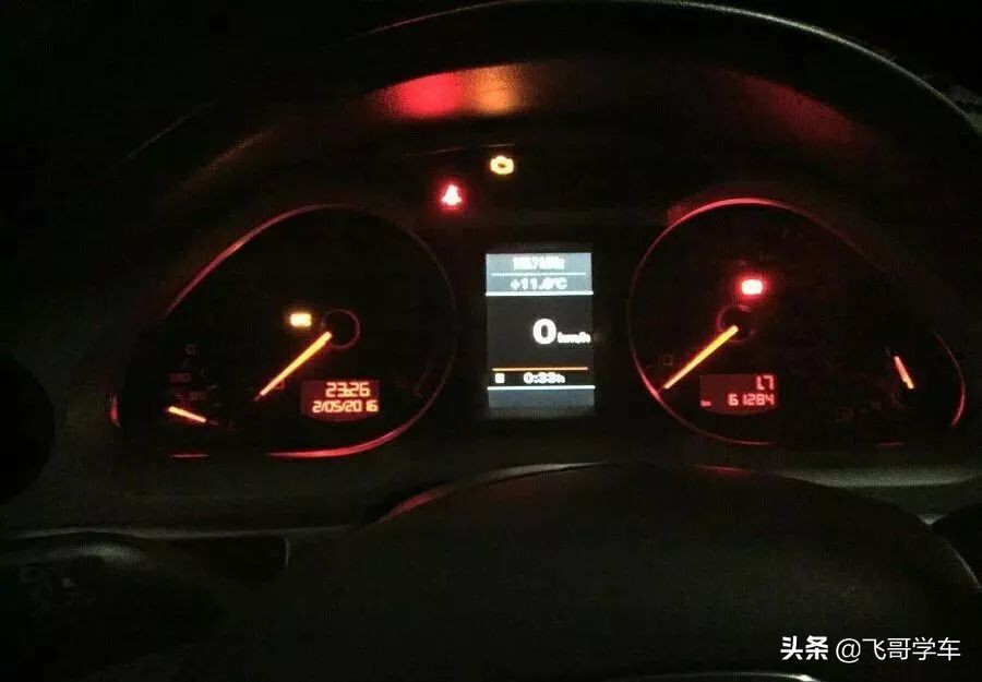 2011款2.0t奥迪a6l,最新款奥迪a6l更换火花塞教程