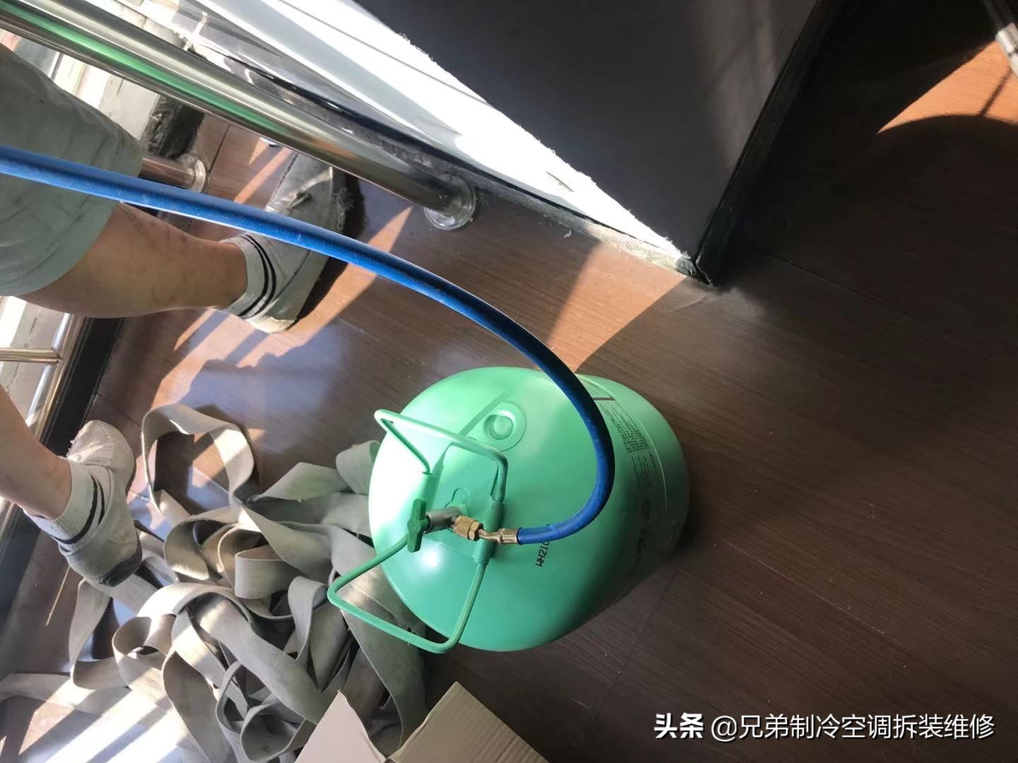 定频空调加氟不抽真空直接加氟,空调加氟教程一般多少钱一次