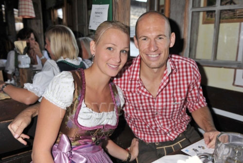 罗本还能回国家队吗,罗本退役荷兰球星