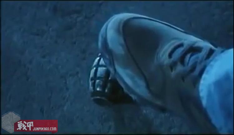 「战甲轰鸣」飞虎队队员最惊险的一刻，不小心踩上了一颗*榴弹手**