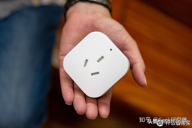 智能语音控制家用监控,语音控制全屋智能设备