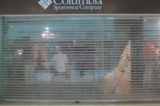 水晶卷帘门和普通卷帘门哪个耐用,水晶卷帘门全称是什么