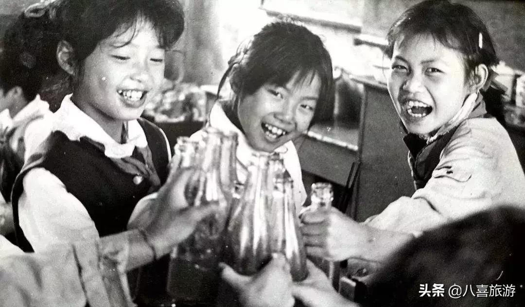 青岛最出名的吃的和玩的地方 (青岛好吃好玩的地方排行榜前十名)