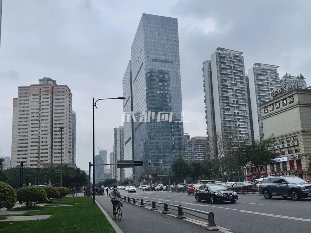 濡備綍鎶婃垚閮芥墦閫犳垚缃戠孩鍩庡競,鎬庢牱鎵嶅彲浠ヨ鎴愰兘鍙樻垚鍖椾含