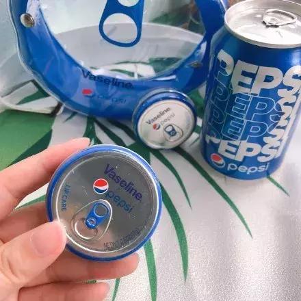 可口联名可乐,g-shock可口可乐联名