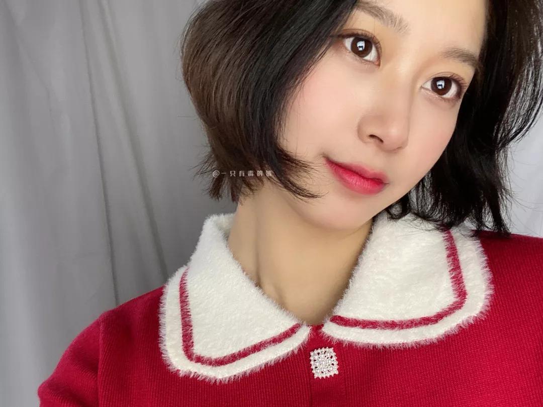 黄皮彩妆推荐一套还是二套,适合黄皮的大牌彩妆推荐眼影