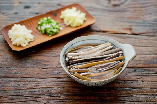 人参烧鳝鱼,鳝鱼最美家常菜