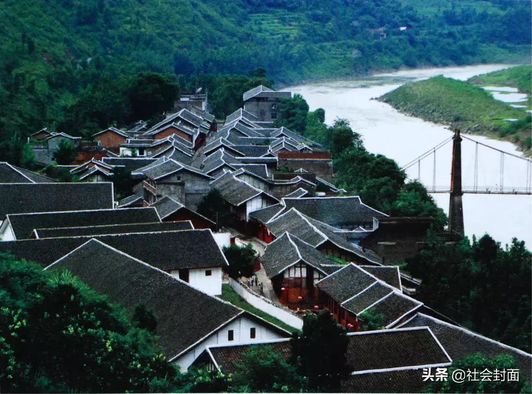 四川红色旅游环线,四川八条精品旅游线路