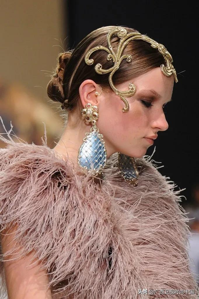 打造巴掌小脸原来这么简单啊