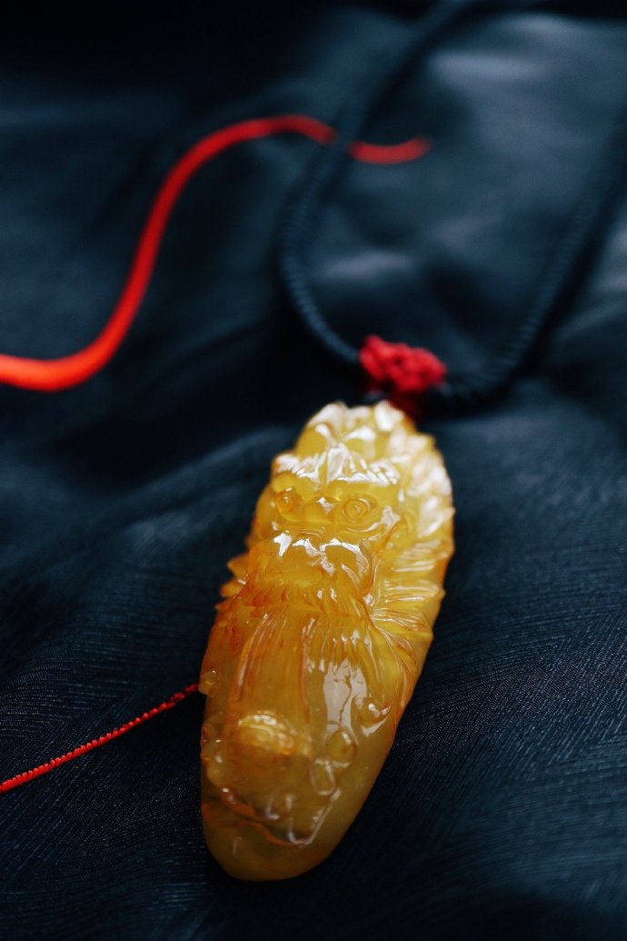 蜜蜡怕汗吗最怕什么,蜜蜡首饰十大克星