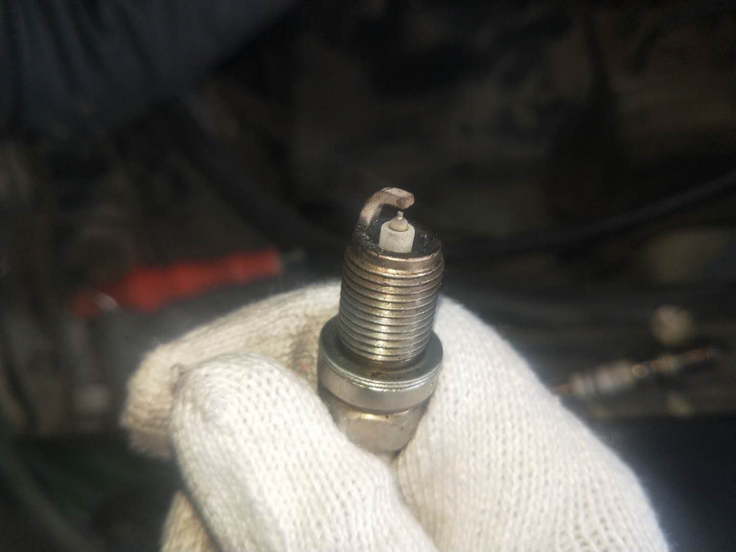 奥迪6缸2.8发动机通病,奥迪2.8v6发动机抖动缺缸