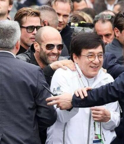 成龙私生女风波,成龙未婚的原因