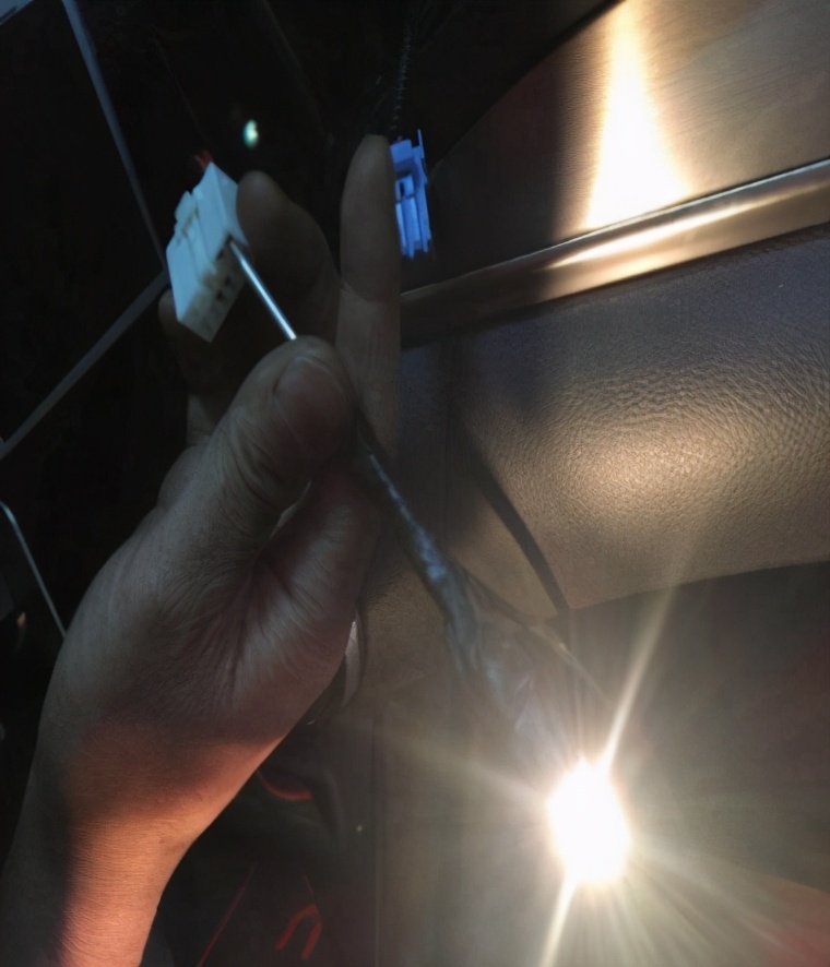 比亚迪宋多媒体系统没有记忆功能,比亚迪宋多媒体核心板更换教程