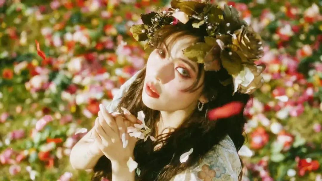 金泫雅同款粉色包,南韩小野马金泫雅troublemaker