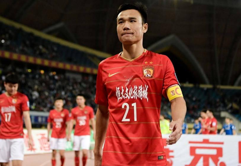 天海解散后的最惨球员,天海国脚张鹭