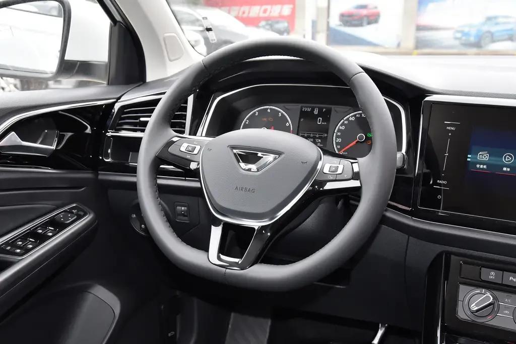 捷达vs5跟长安cs75谁值得购买,捷达vs5与长安cs75哪个更好