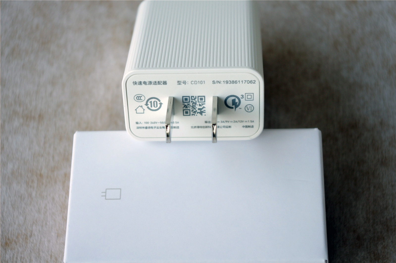 姗姗来迟坚果pro3极简评测,坚果pro3开不了机