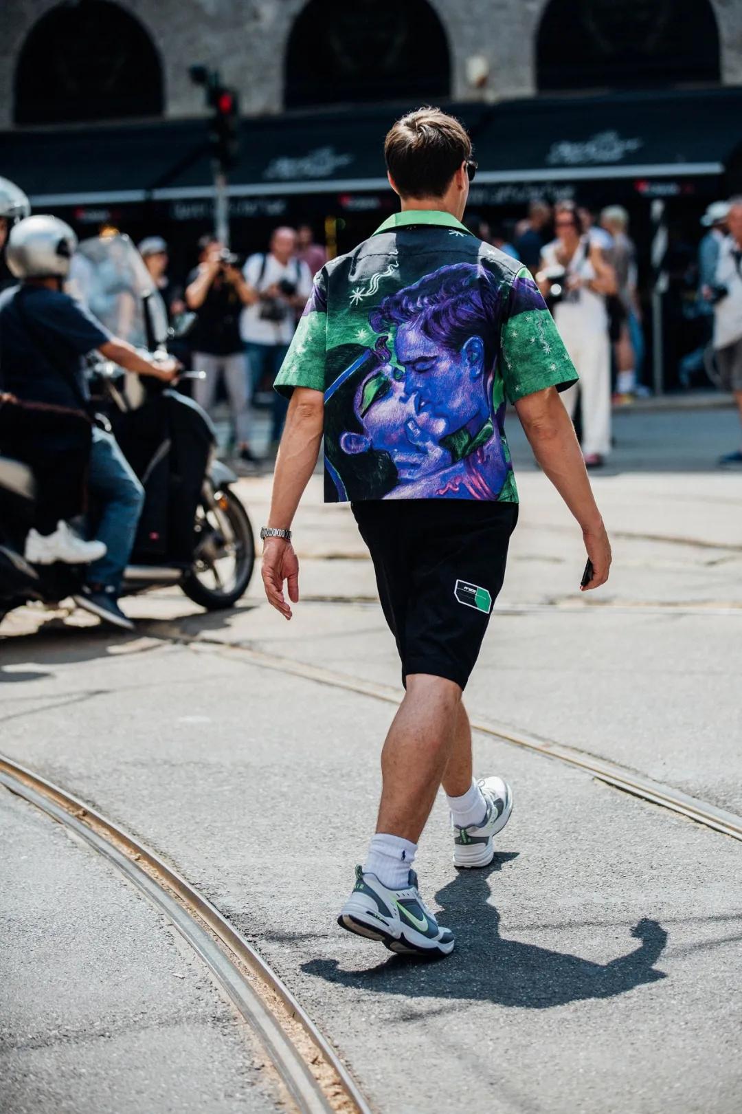 要想把短裤穿好你还得学会配鞋子,穿短裤配什么鞋子