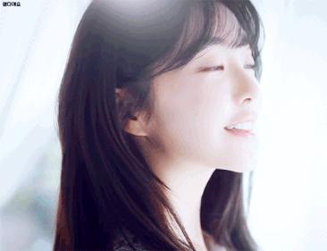 张柏芝拍的气垫,张柏芝戴的气垫