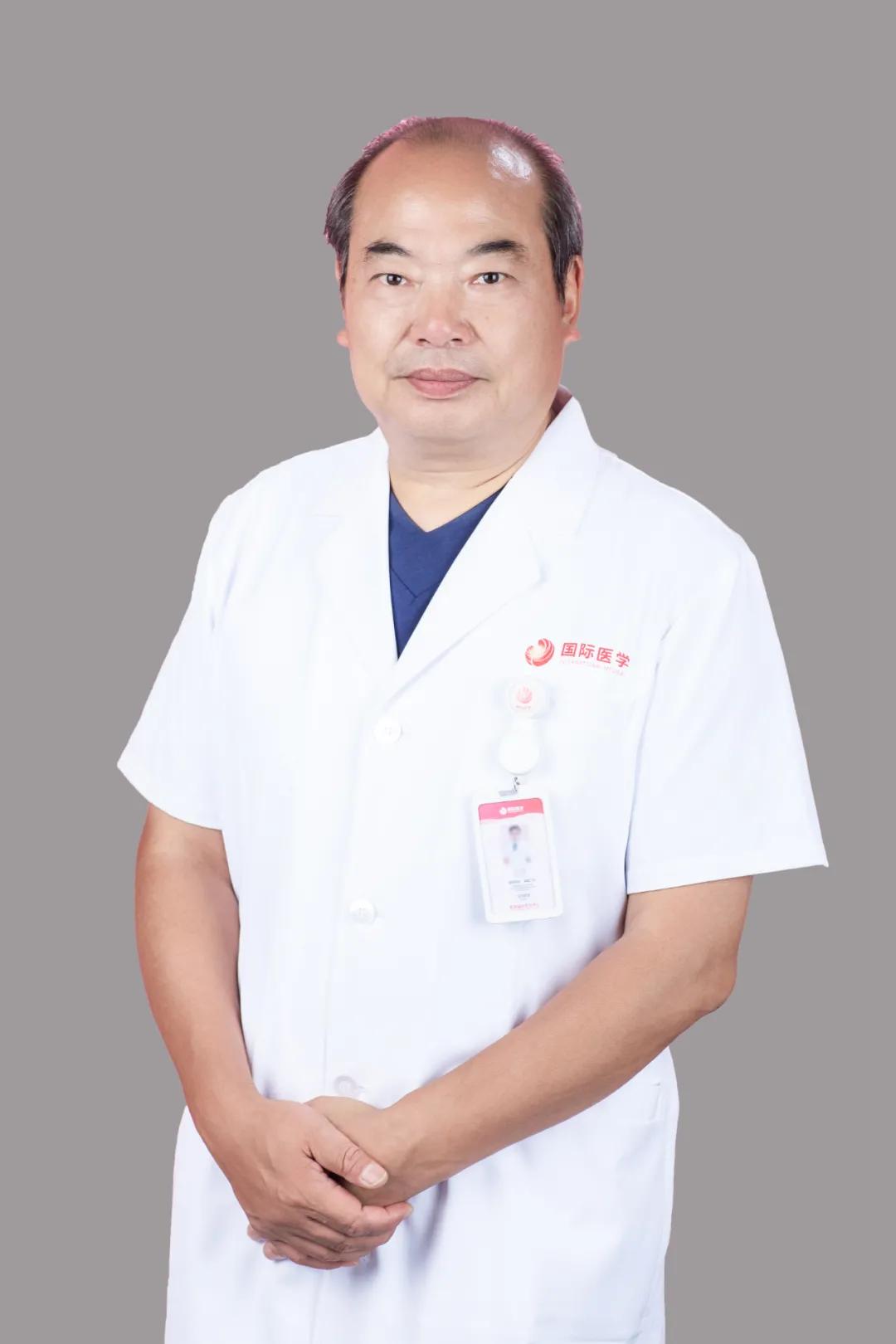 倪龙兴：用心守护牙齿健康