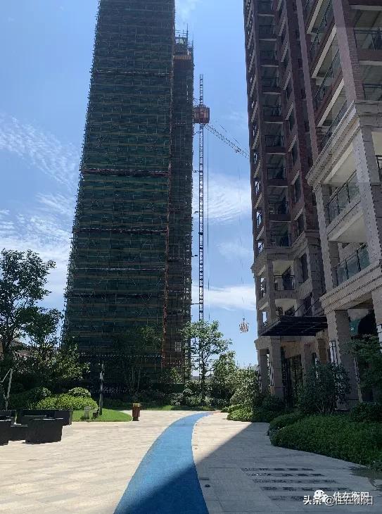 鉴盘⑥丨均价高过周边楼盘超500元/㎡的项目，值吗？