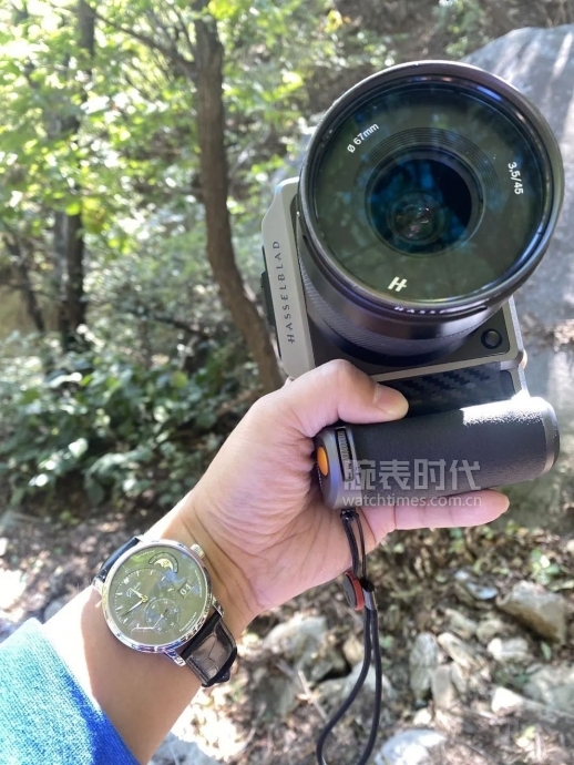 网友晒上千万的手表,网友晒1300手表