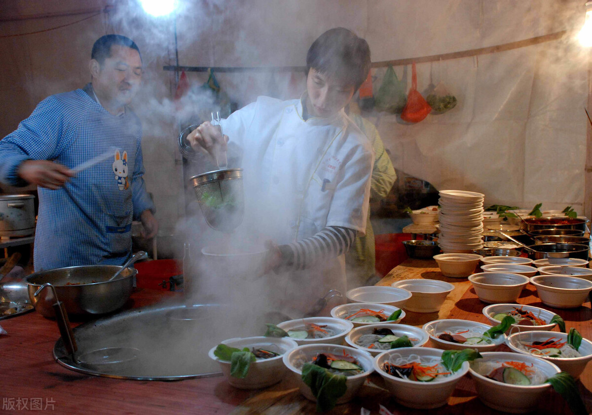 九江网红瓦罐汤哪家最好,九江美食四菜一汤