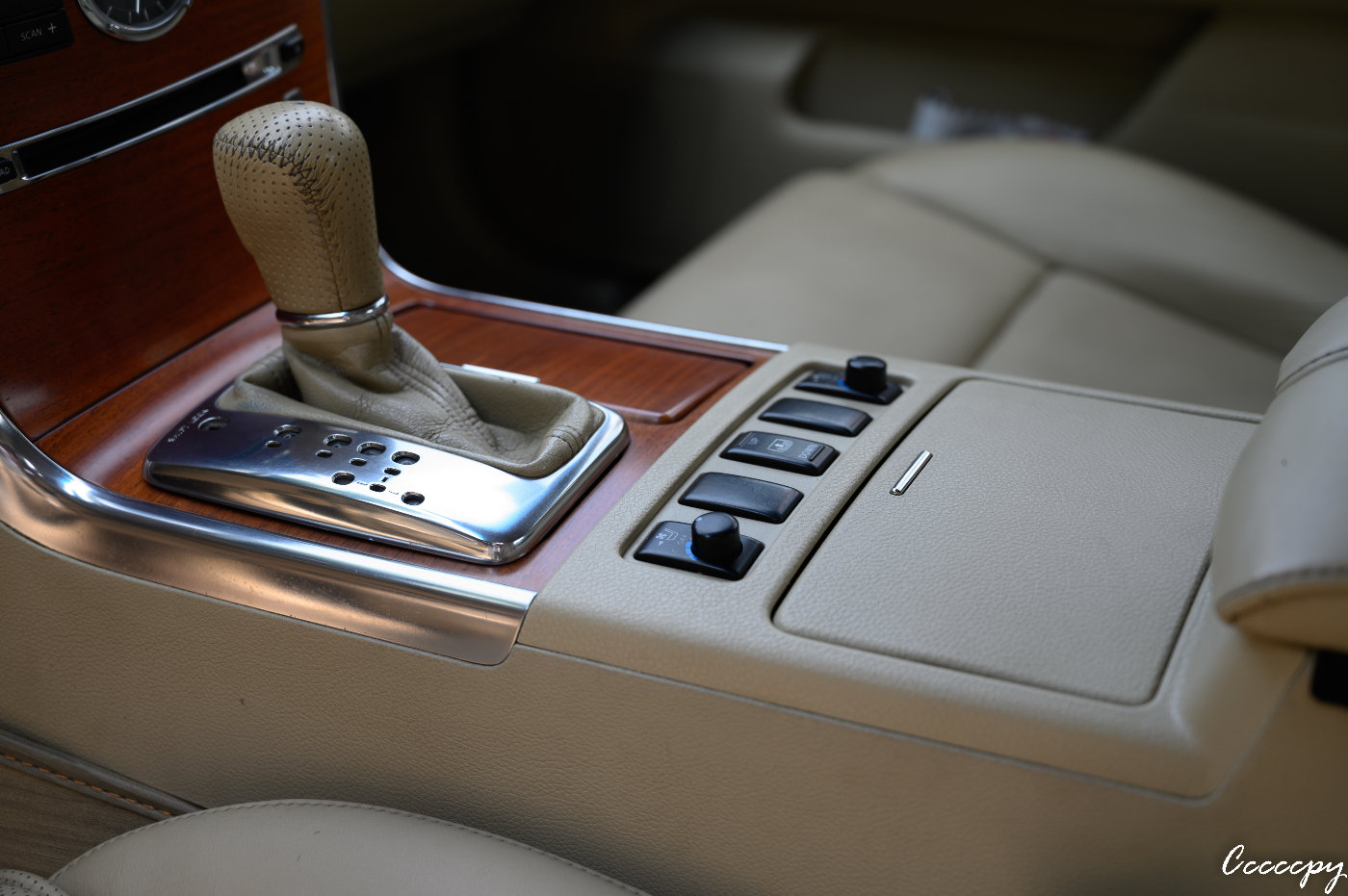 朴实无华且枯燥,日产风雅350豪华版