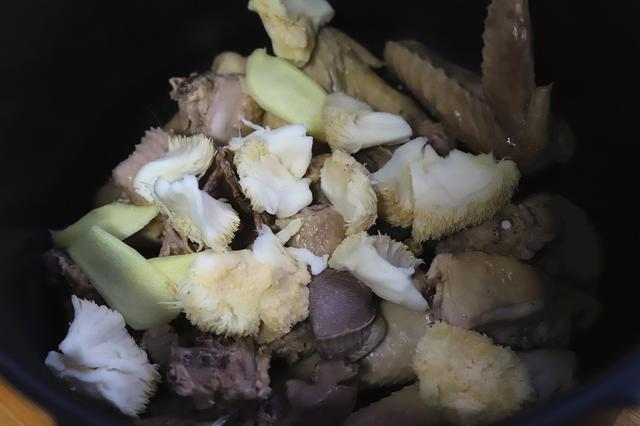 猴头菇鸡汤什么味道,猴头菇鲜鸡汤