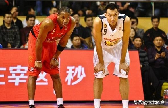 cba青岛每日优鲜16号队员,青岛每日优鲜男篮对阵天津先行者