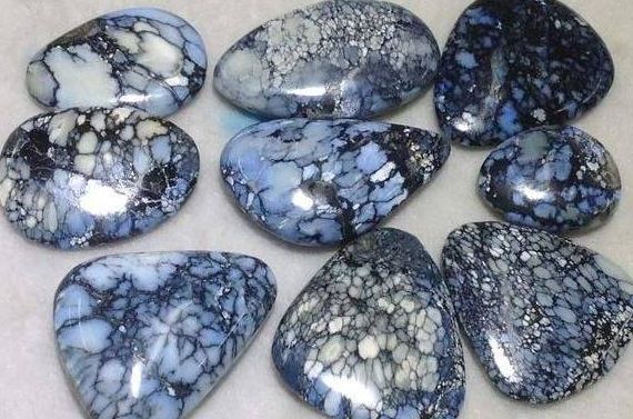 这5种冷门宝石随便买,七种毒宝石