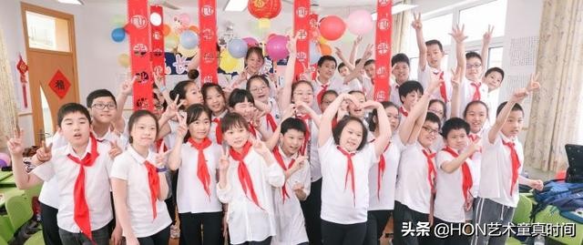 我们是时间旅行者寻找生命中的光,我们都是旅行者寻找生命中的光