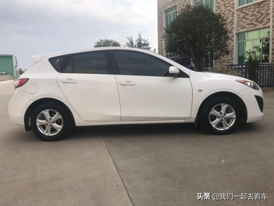 马自达3星骋两厢买哪一年,4万买2015年马自达3正常吗