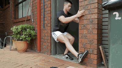 手枪式单腿深蹲,史密斯机手枪式深蹲